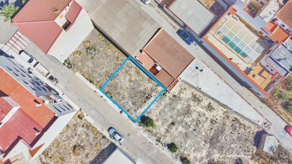 Terreno en Fines photo 1