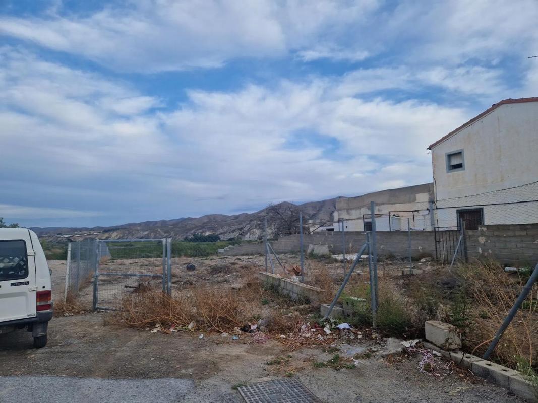 Terreno en venta en Cantoria, Almería photo 2