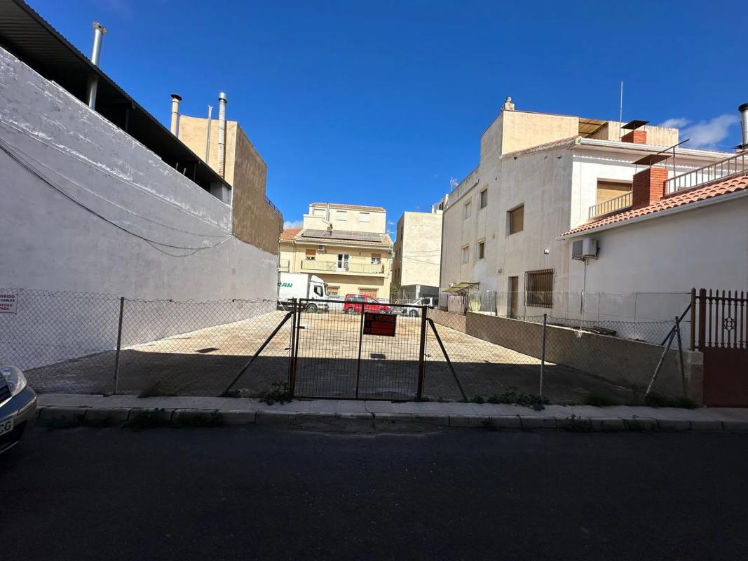Terreno en venta en Tijola, Almería photo 2