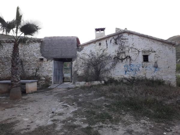Terreno en via thumbnail 1
