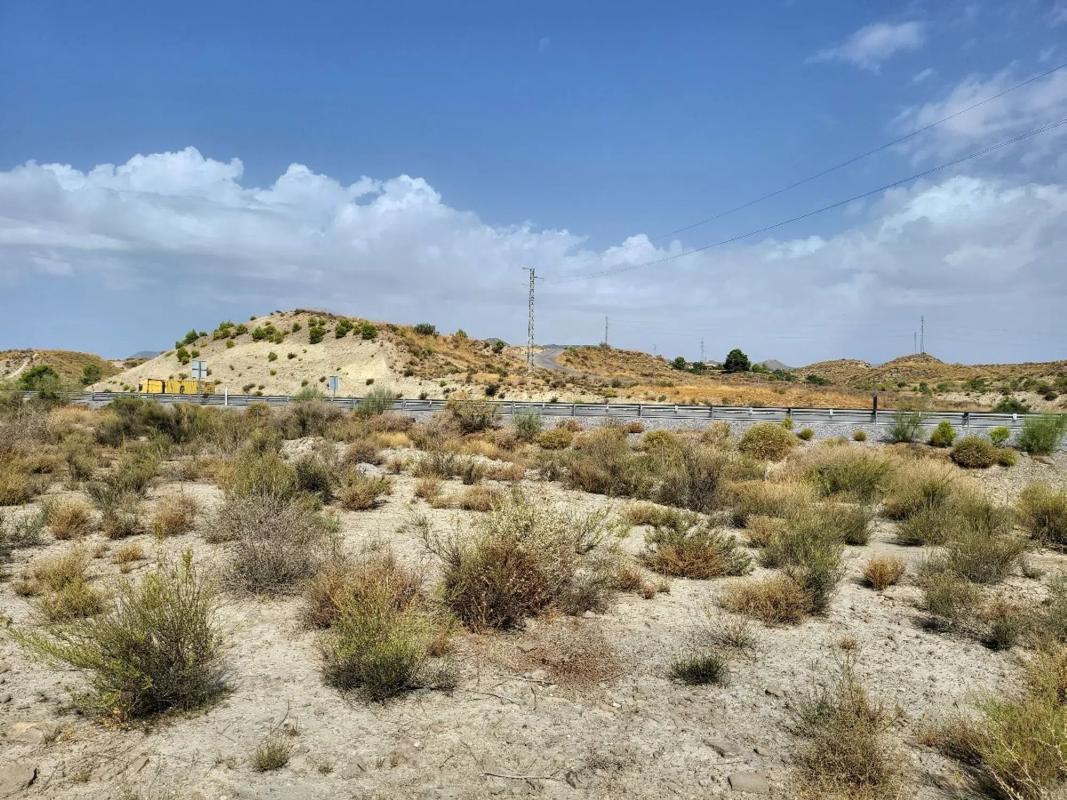 Terreno en venta en Cantoria, Almería photo 3
