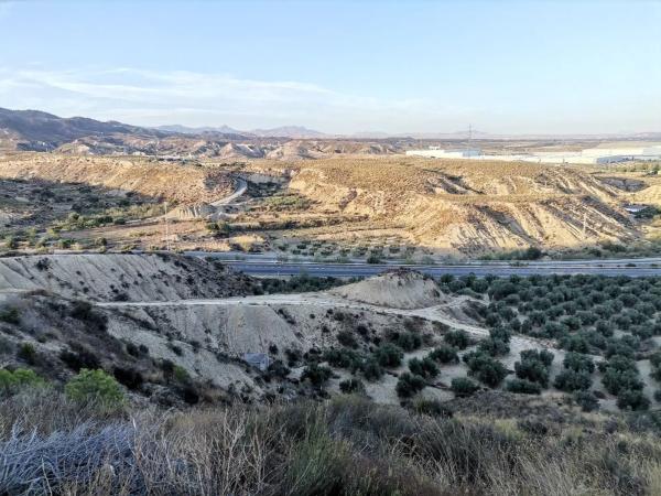 Terreno en Fines photo 1