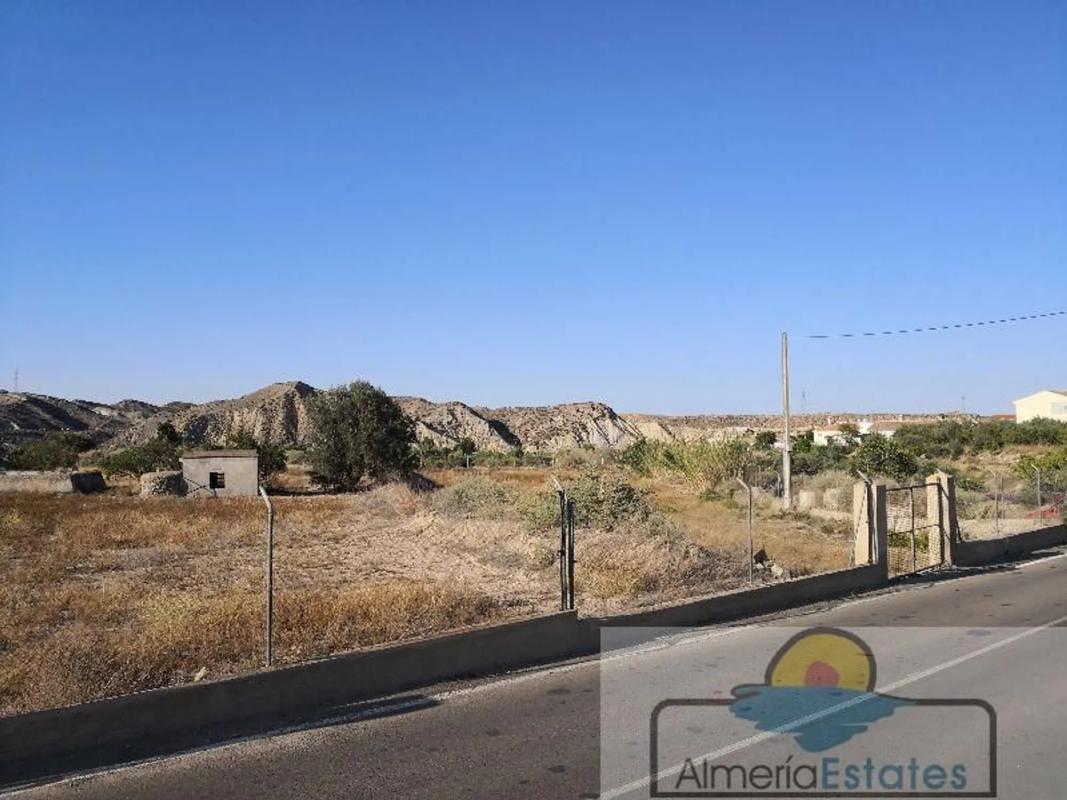 Terreno en venta en Arboleas, Almería photo 5
