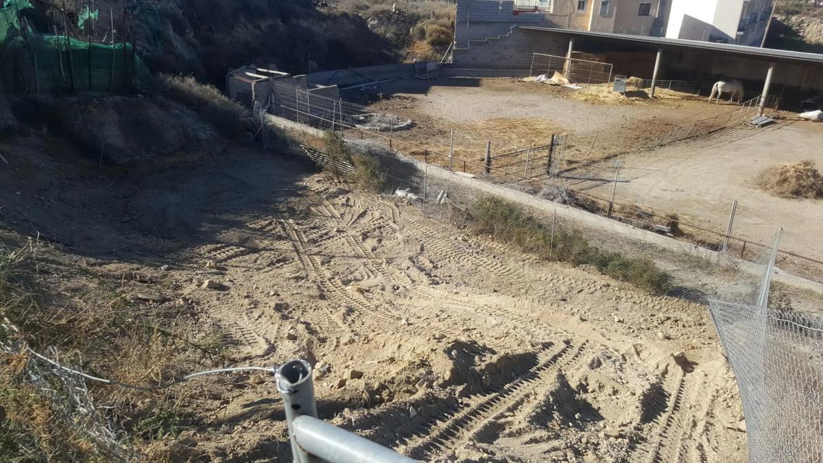 Terreno en venta en Viator, Almería photo 5