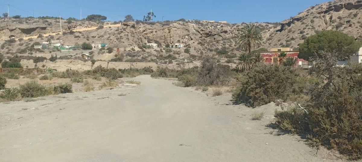 Terreno en venta en Rioja, Almería photo 3