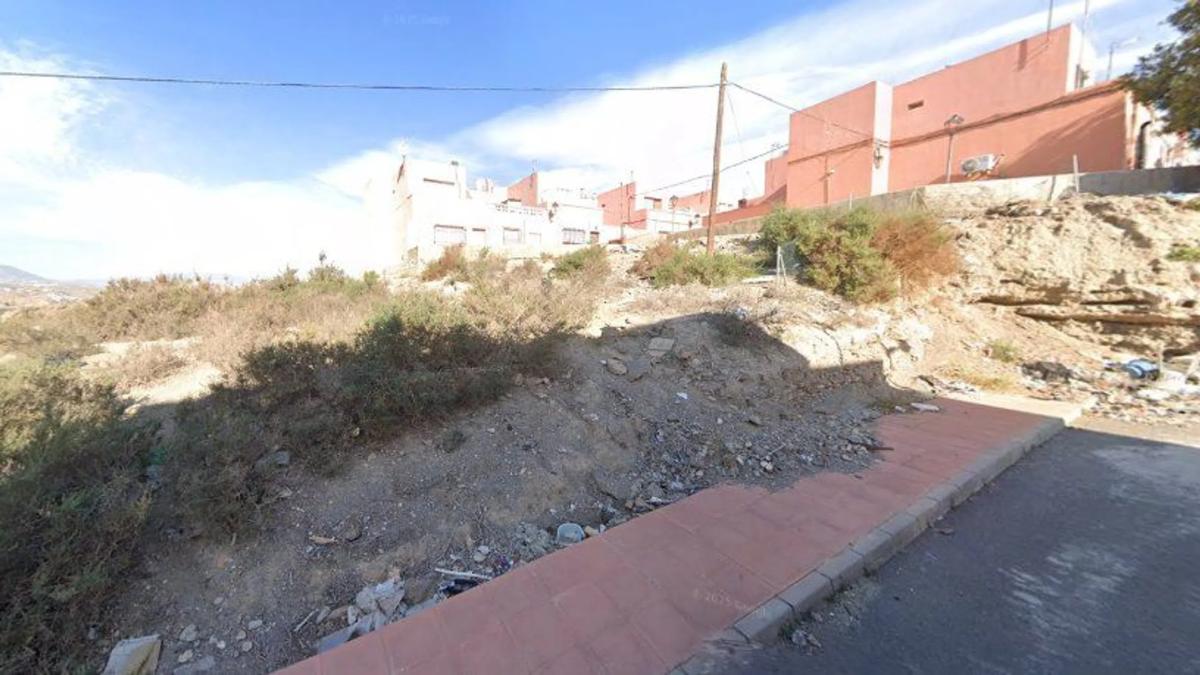 Terreno en venta en Rioja, Almería photo 1