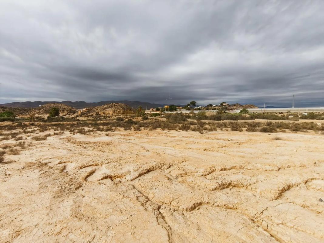 Terreno en venta en Pechina, Almería photo 1