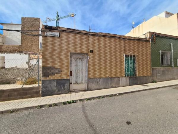 Terreno en calle Octavio Aguilar, 7 photo 2
