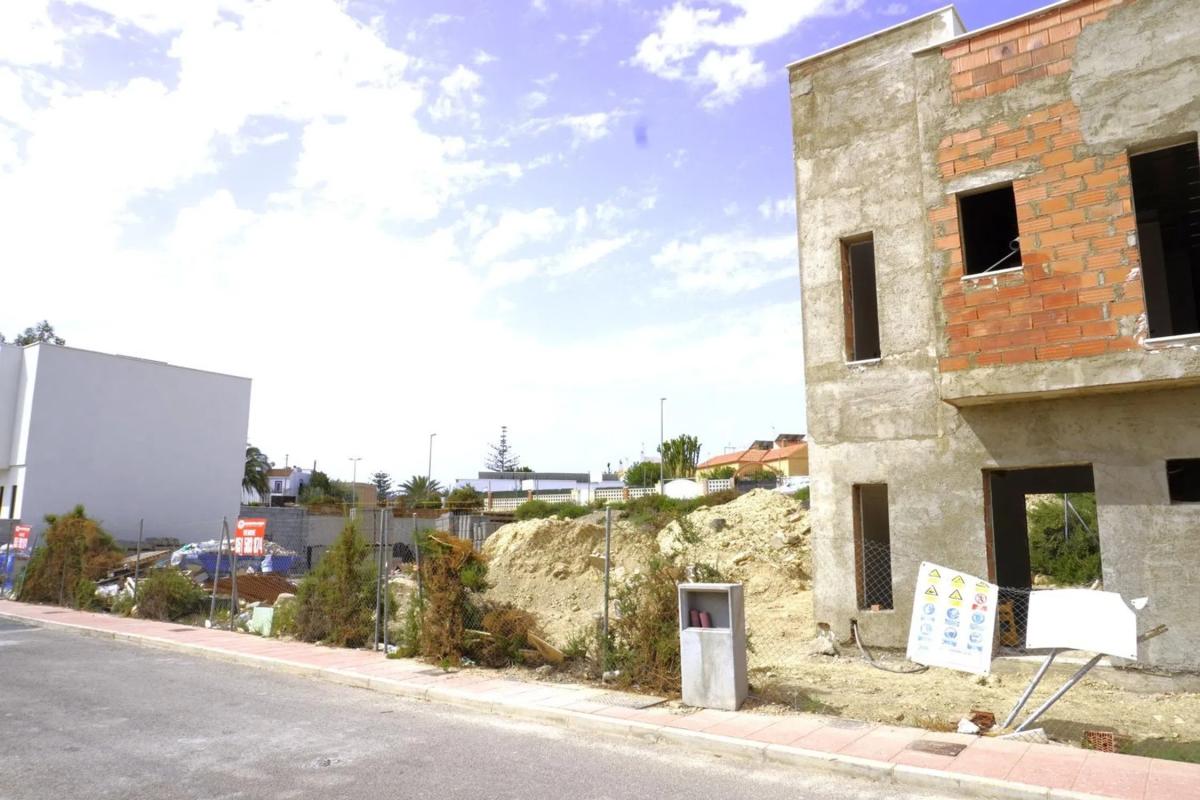 Terreno en venta en Huércal de Almería, Almería photo 2