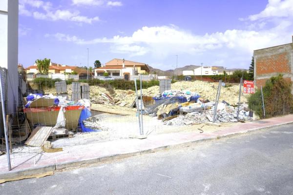 Terreno en calle el Azor photo 3
