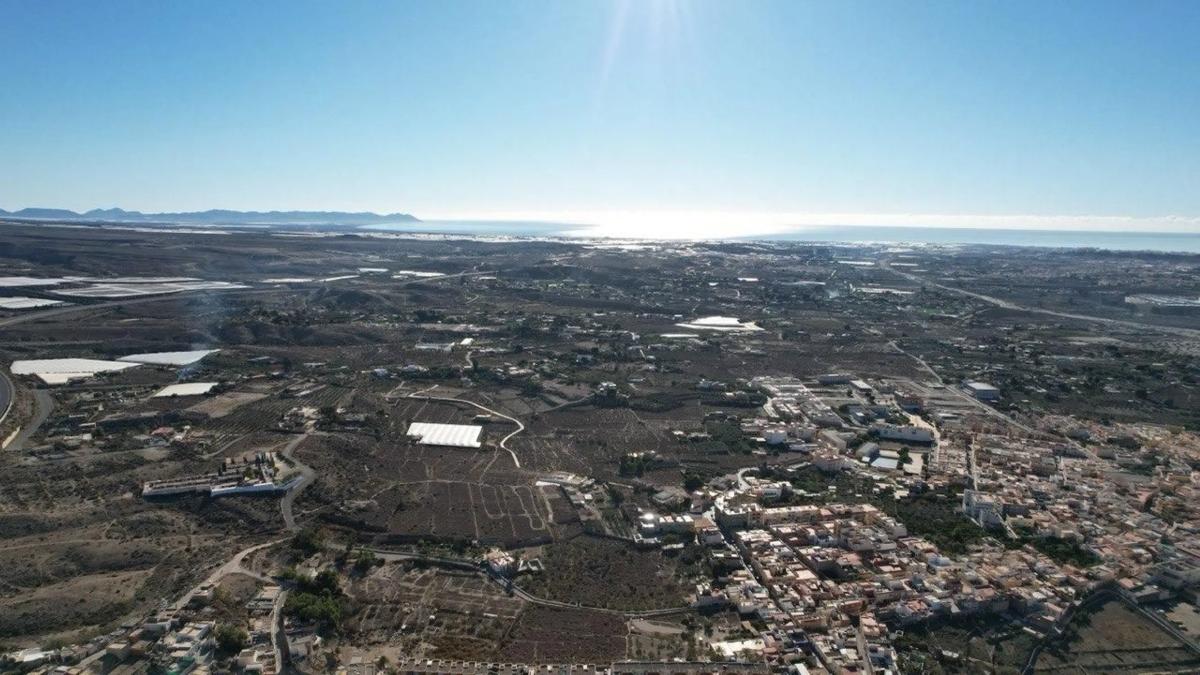 Terreno en venta en Pechina, Almería photo 2