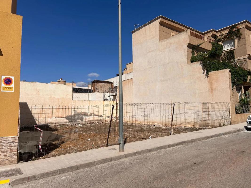 Terreno en venta en Pechina, Almería photo 2
