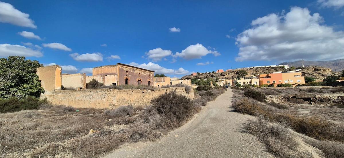 Terreno en venta en Rioja, Almería photo 5