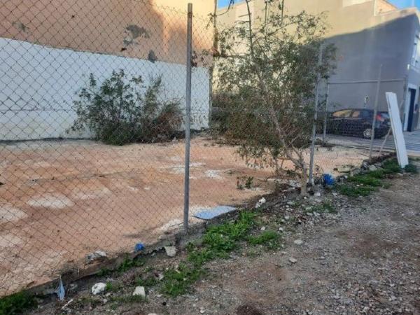 Terreno en calle Felipe Viciana photo 1