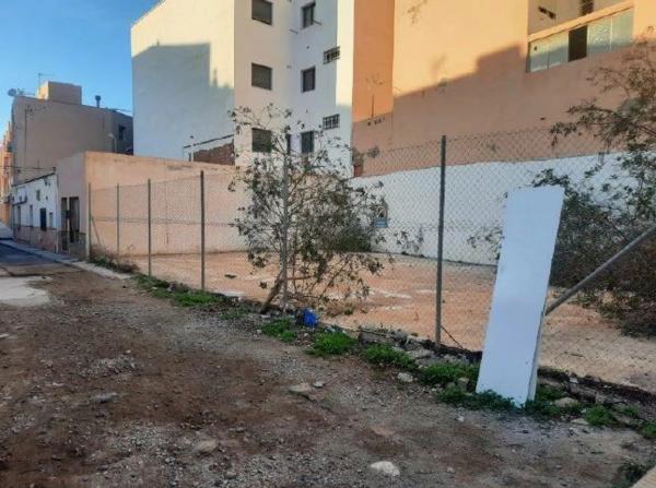Terreno en calle Felipe Viciana photo 2