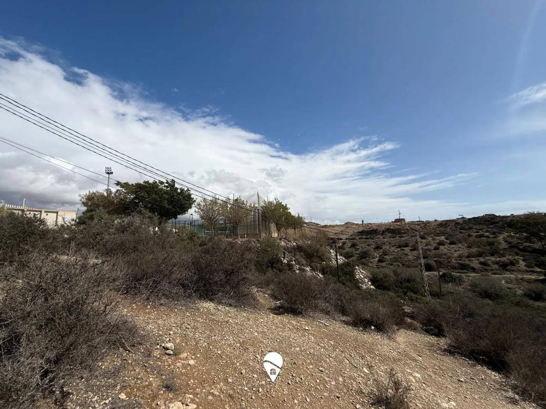 Terreno en venta en Viator, Almería photo 3