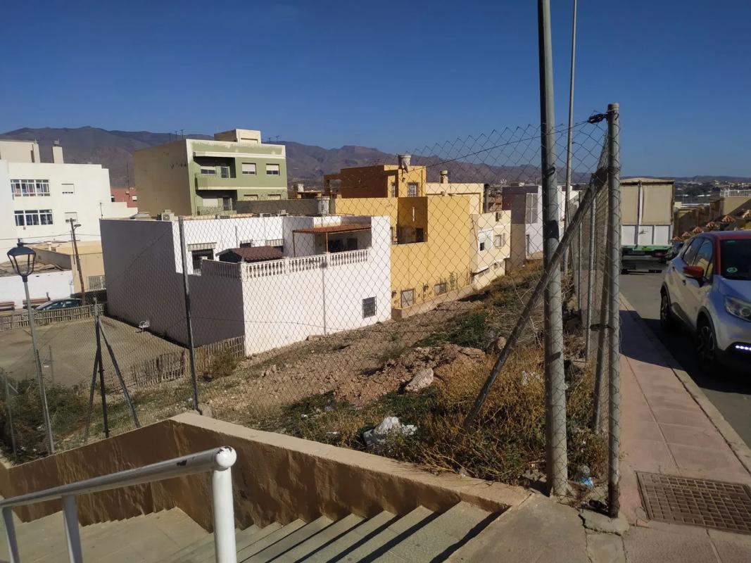 Terreno en venta en Benahadux, Almería photo 1