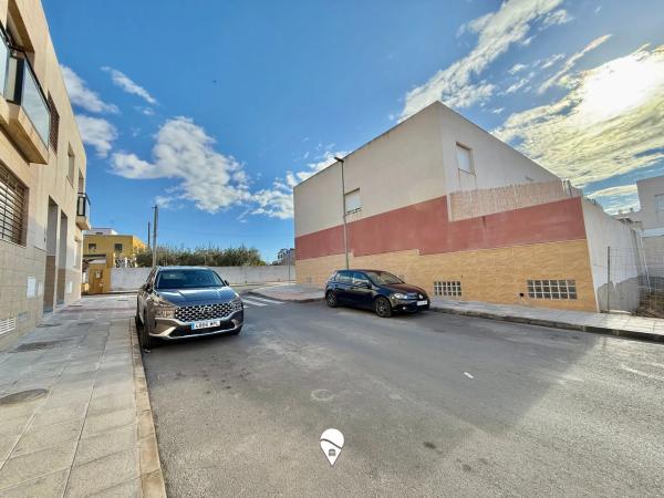 Terreno en avenida de la Constituciòn, 1 photo 3