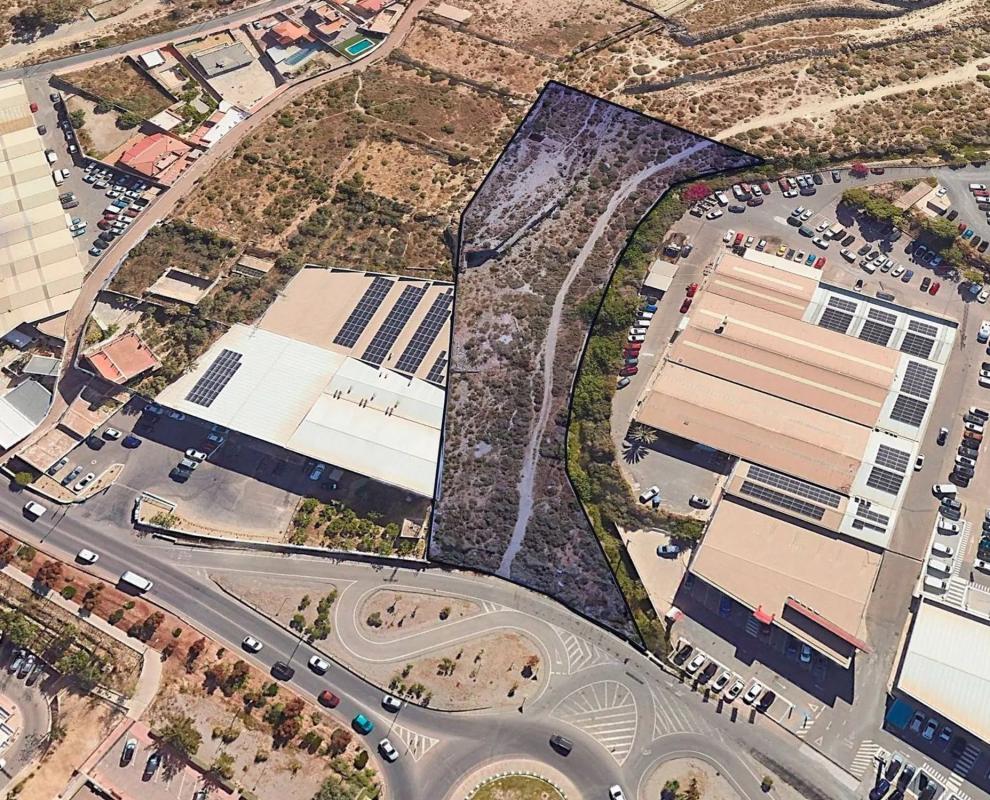 Terreno en venta en Huércal de Almería, Almería photo 1