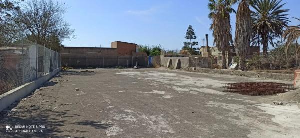 Terreno en calle la parra, 3 thumbnail 2