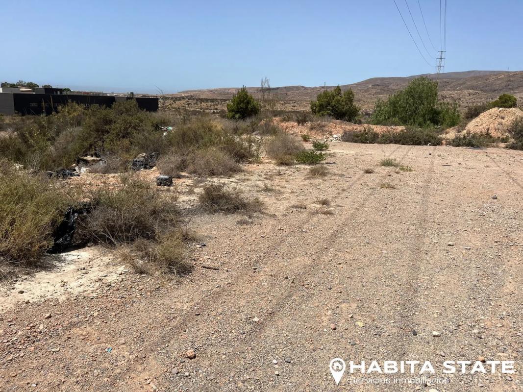 Terreno en venta en Almería, Almería photo 3