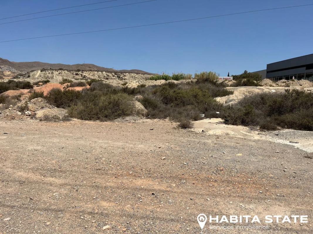 Terreno en venta en Almería, Almería photo 4
