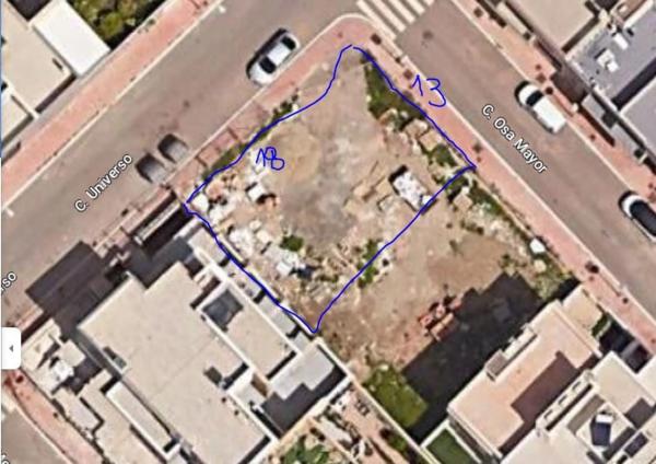 Terreno en calle Universo, 18 photo 1