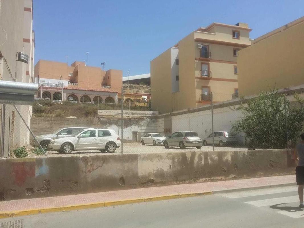 Terreno en venta en Viator, Almería photo 1