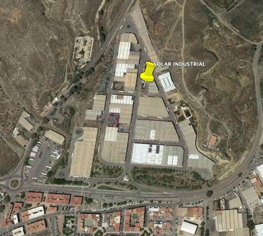 Terreno en calle Rio Ebro s/n photo 4