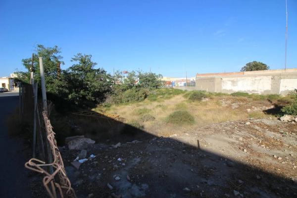 Terreno en calle Playa de la Cañada thumbnail 1