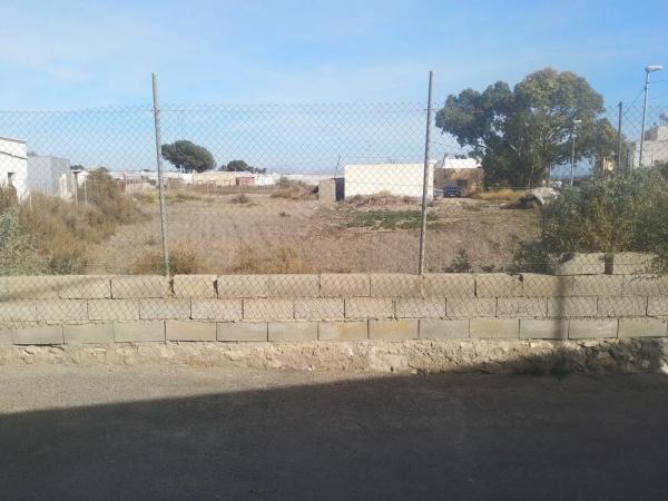 Terreno en carretera de Alquian a Viator s/n photo 4