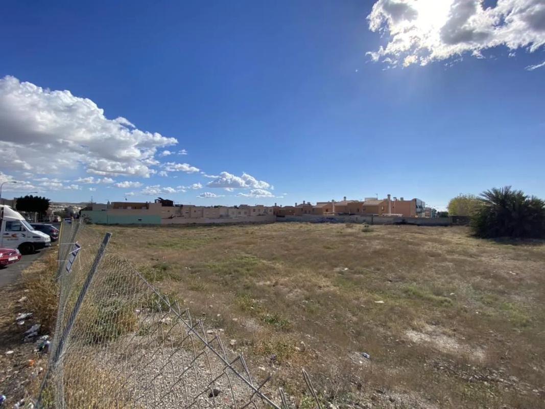 Terreno en venta en Huércal de Almería, Almería photo 3