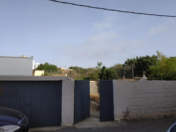 Terreno en calle Cuatro Olivos, 33 n photo 1