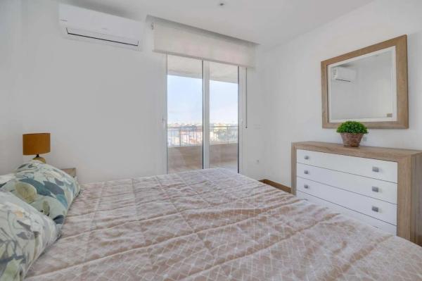 Apartment for sale in  Barrio El Acequión, Torrevieja photo 2