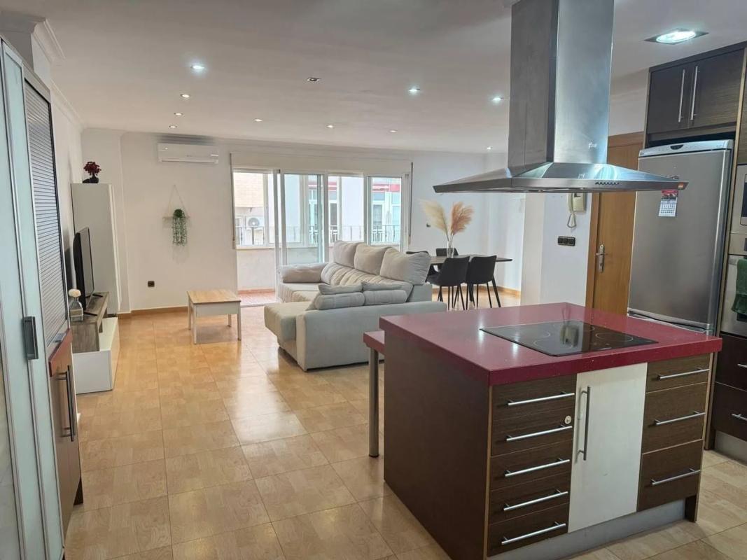 Sale of apartment in Barrio El Molino, Torrevieja
 photo 2