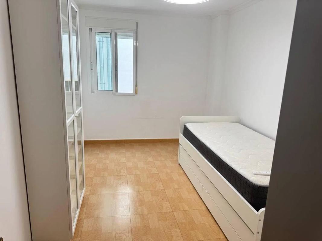 Sale of apartment in Barrio El Molino, Torrevieja
 photo 4