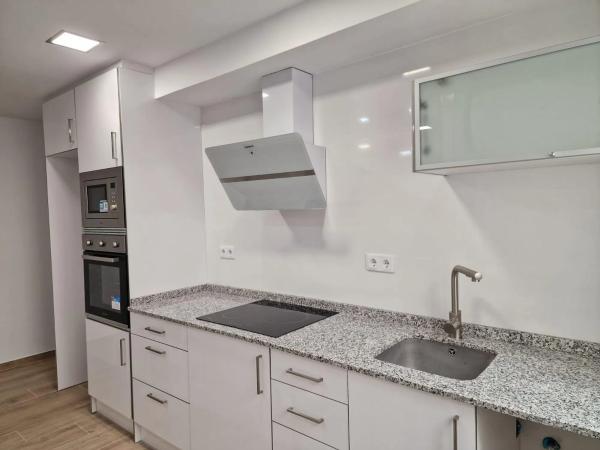 Apartment for sale in Barrio Gaspar Perrelló, Torrevieja thumbnail 1