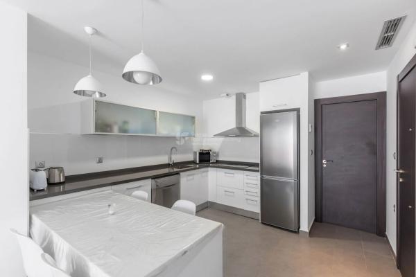 Apartment for sale in Calle del Delfín, Torrevieja thumbnail 1