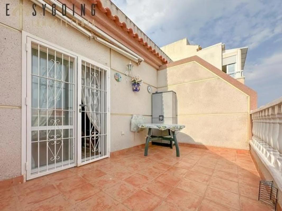 Sprzedaż mieszkania w Calle San Antonio, Torrevieja
photo 4