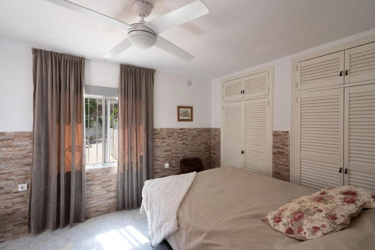 Продажа квартиры на Calle Huesca, Торревьеха
photo 1