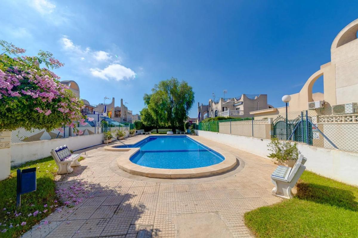 Sprzedaż duplexu w Barrio La Siesta - El Salado - Torreta, Torrevieja photo 4