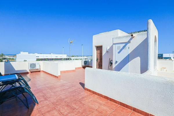 Ático en venta en  Calle Marco Antonio Marcos Frias, 1, Torrevieja photo 3