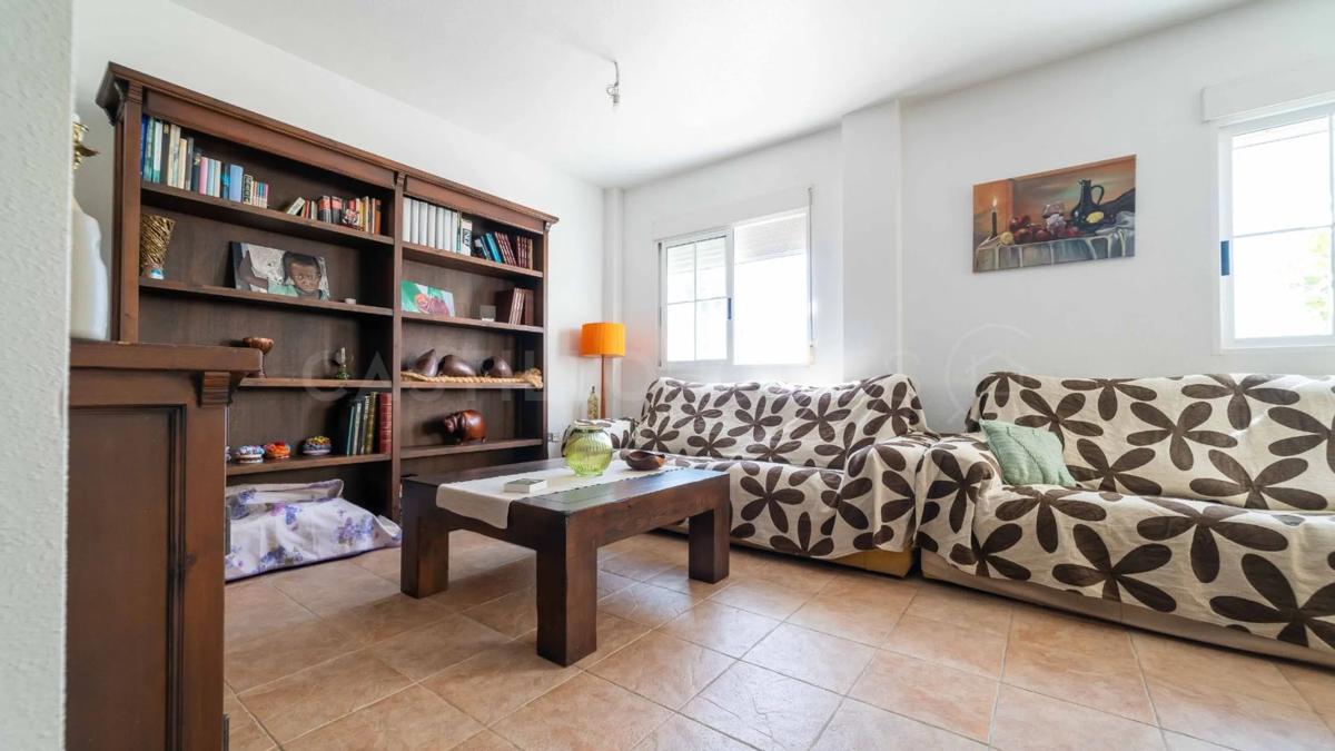 Properties for sale and rent in Spain photo 2