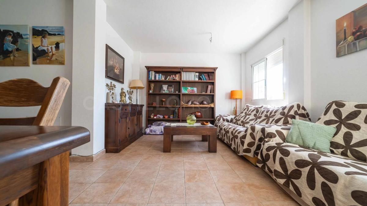 Properties for sale and rent in Spain photo 3