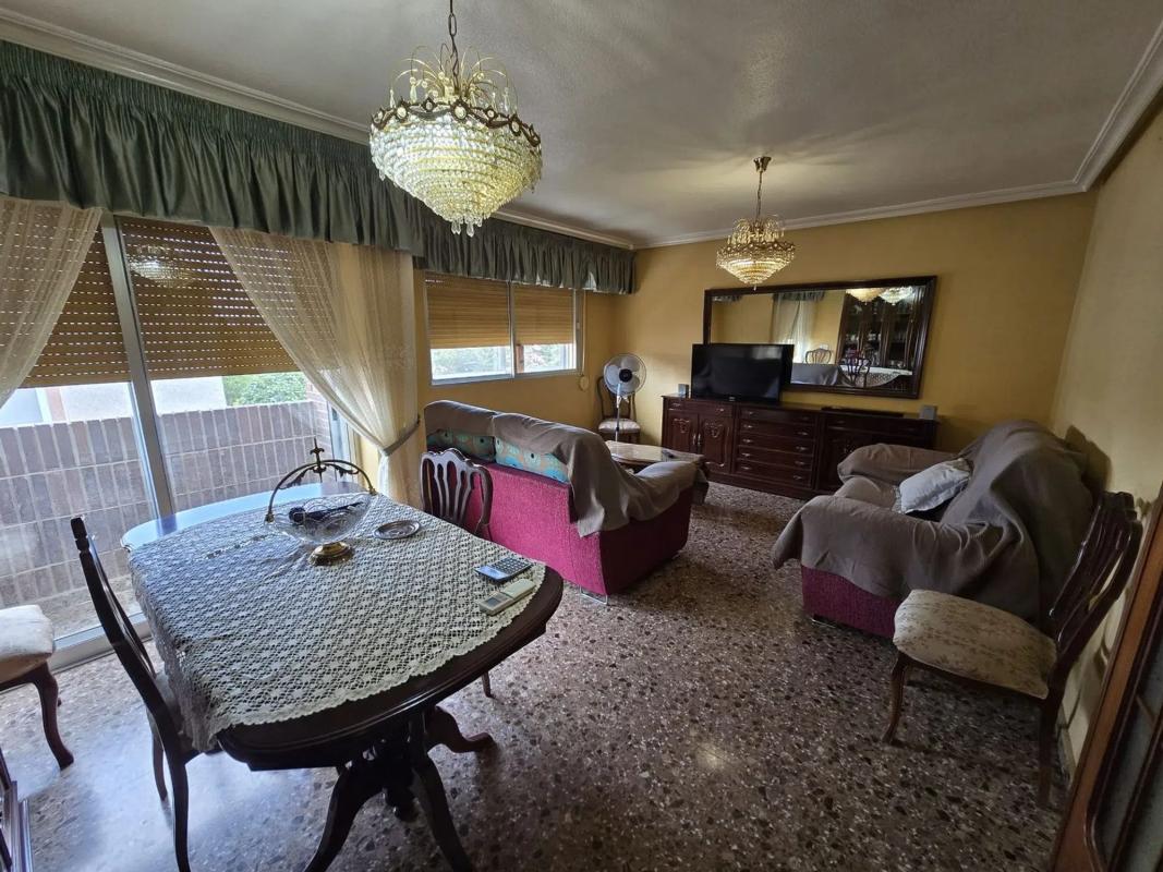 Propiedades en venta y alquiler en España photo 1