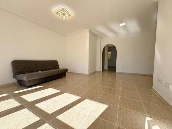 Chalet adosado en calle la Zenia photo 4