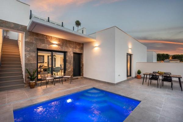 Chalet adosado photo 1