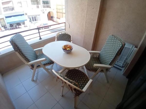 Piso en venta en Avenida de Cervantes, 37, Guardamar del Segura
thumbnail 2