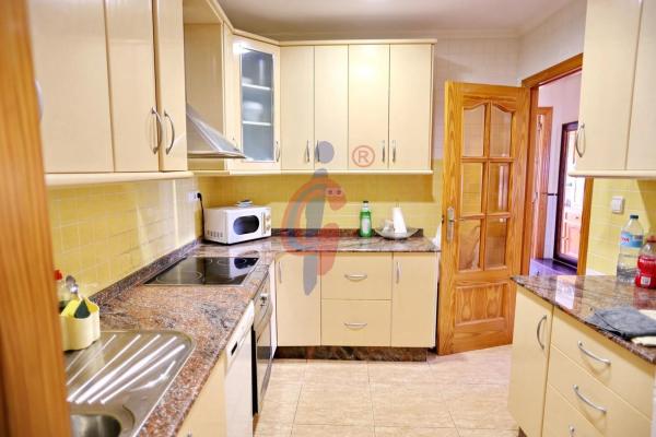 Piso en venta en Avenida de La Libertad, 1, Guardamar del Segura
 photo 4