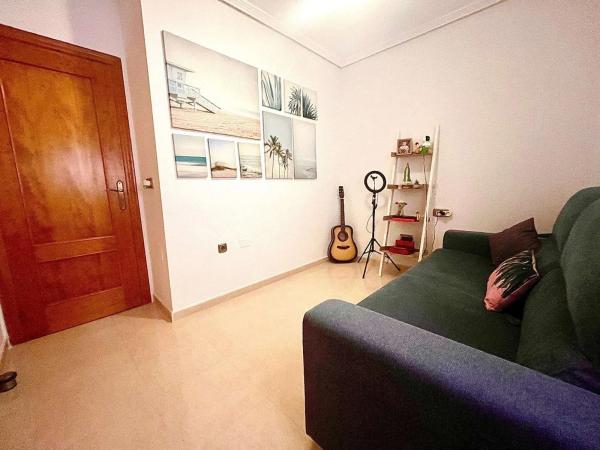 Piso en venta en Calle Castillo del rio, Orihuela
photo 1